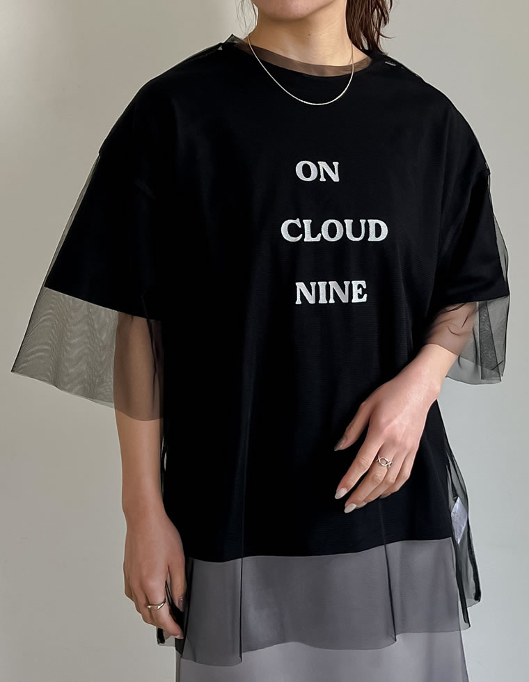 ロゴT×チュールTアンサンブル
