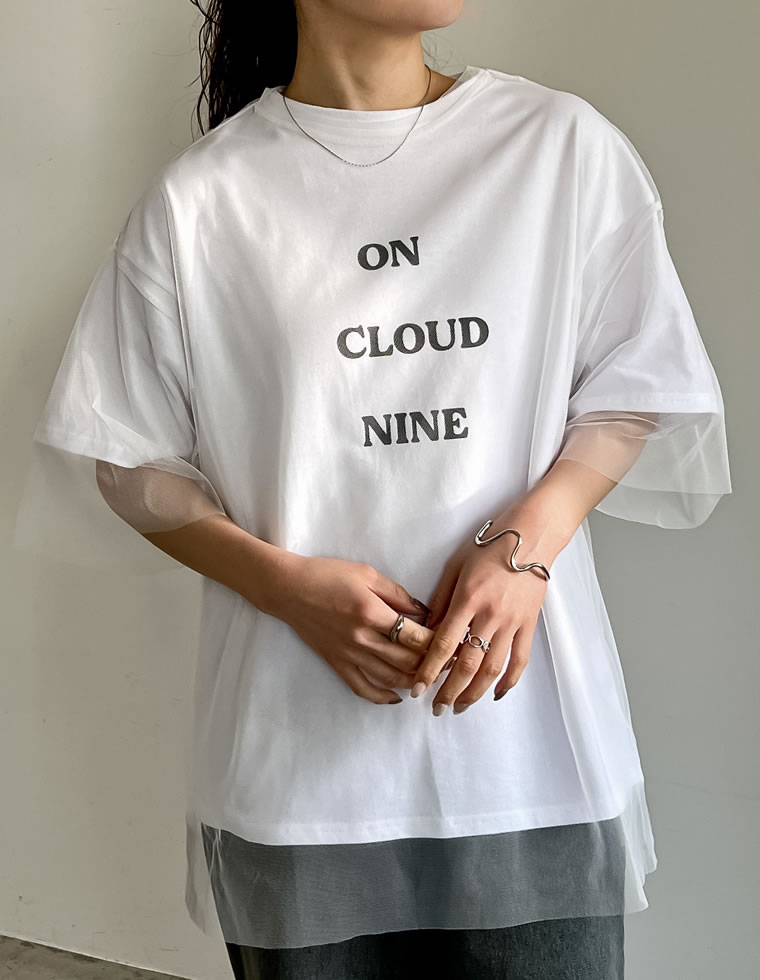 ロゴT×チュールTアンサンブル
