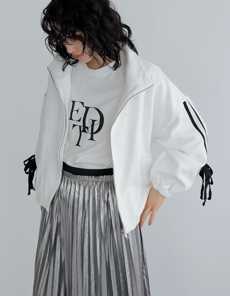 グリッタープリーツスカート