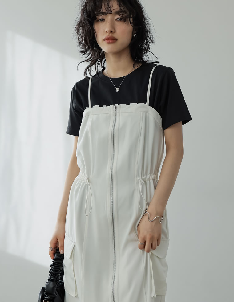 2WAYサテンフロントジップキャミワンピース