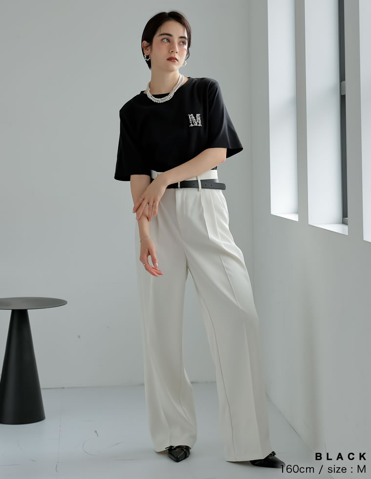 MロゴビジューモチーフTシャツ