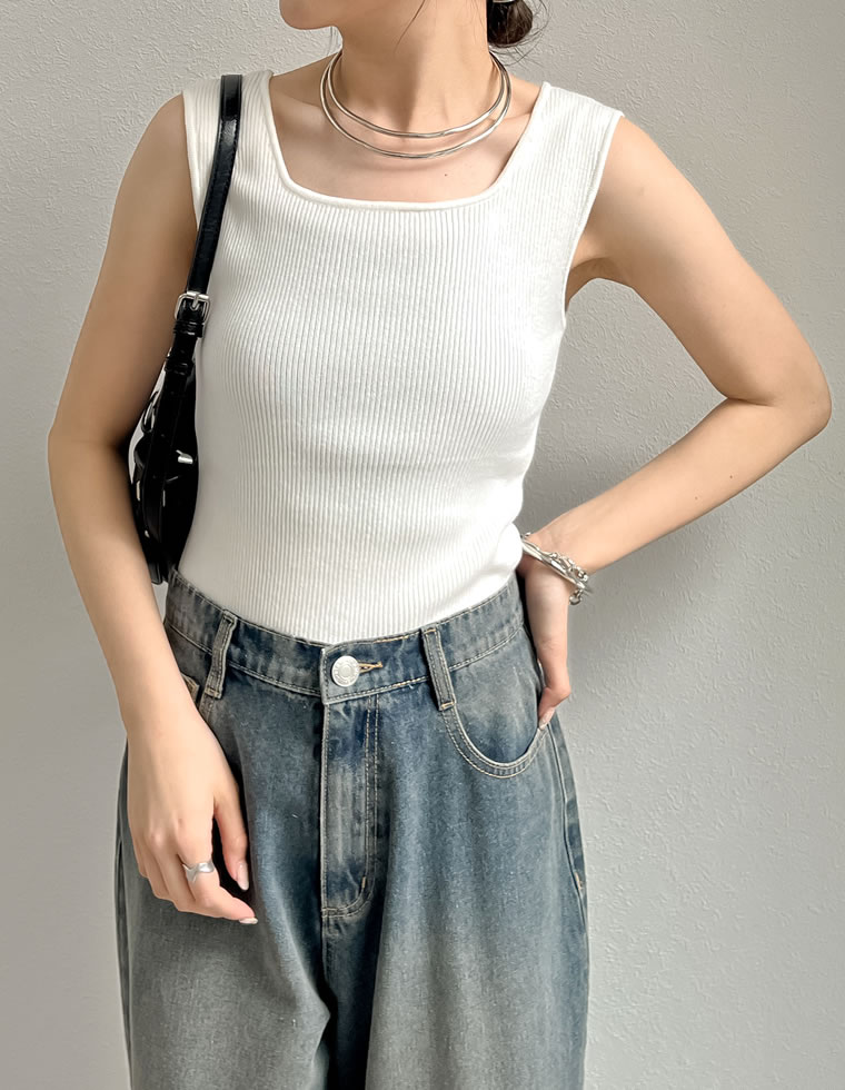 ストレッチハイレグタンクトップ