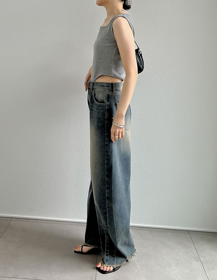 ストレッチハイレグタンクトップ
