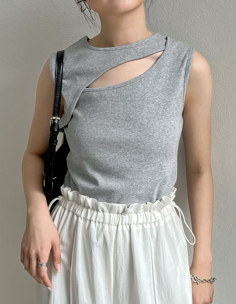 ストレッチリブカットアウトタンクトップ