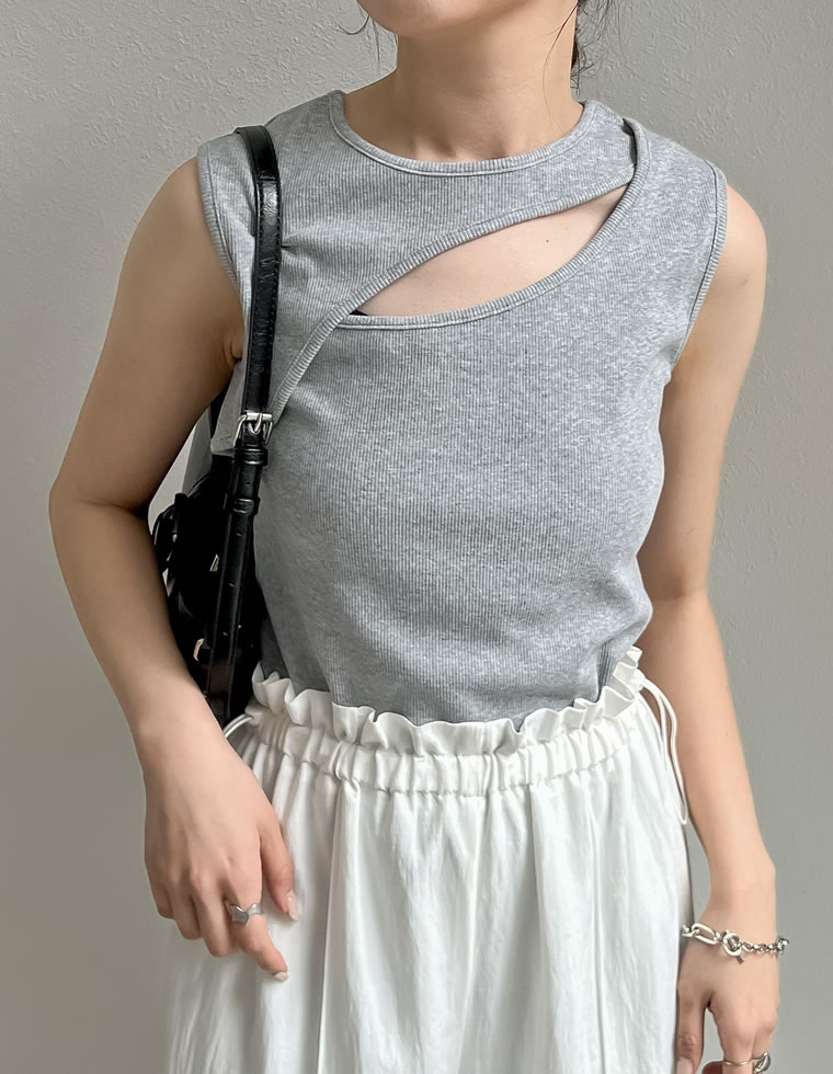 ストレッチリブカットアウトタンクトップ