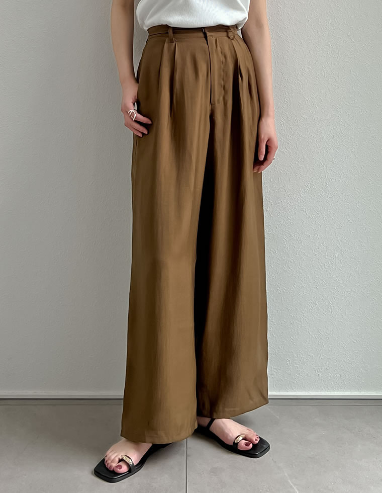 シアータックワイドパンツ