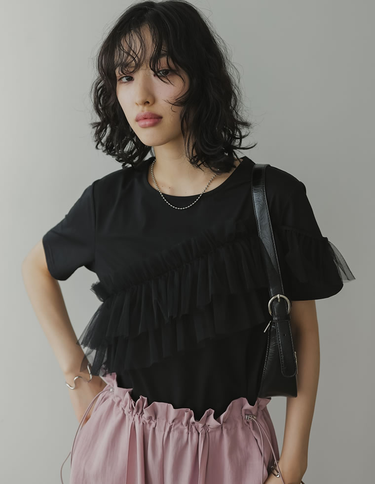 チュールアシンメトリーデザインＴシャツ