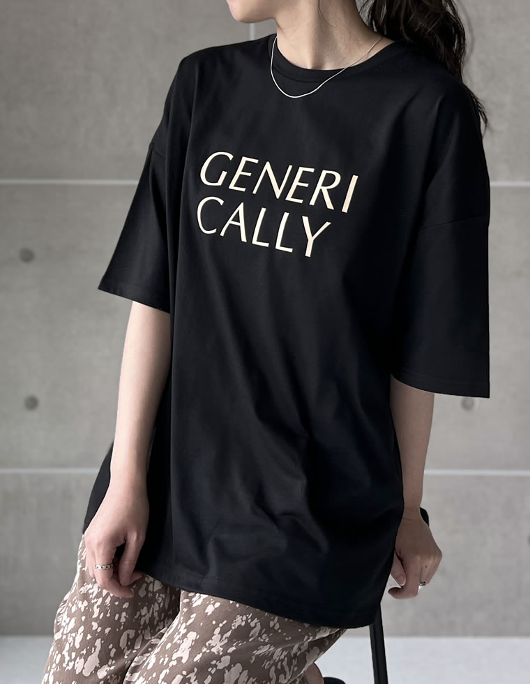 オーバーサイズロゴＴシャツ