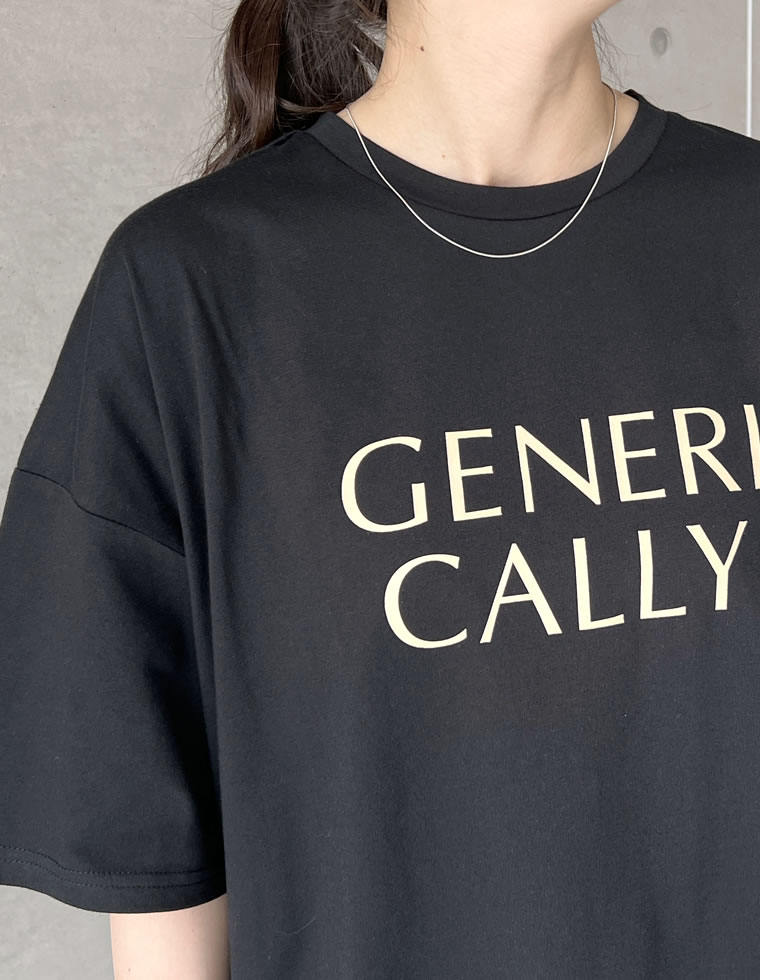 オーバーサイズロゴＴシャツ