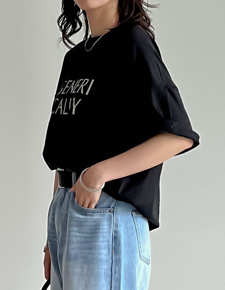 オーバーサイズロゴＴシャツ
