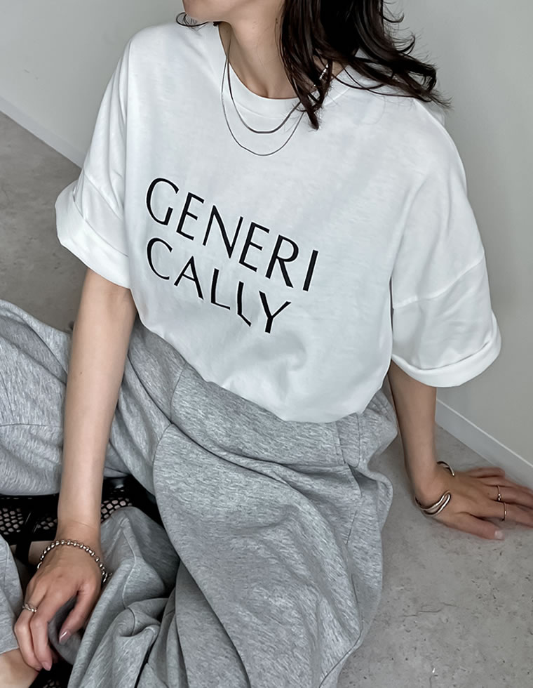オーバーサイズロゴＴシャツ
