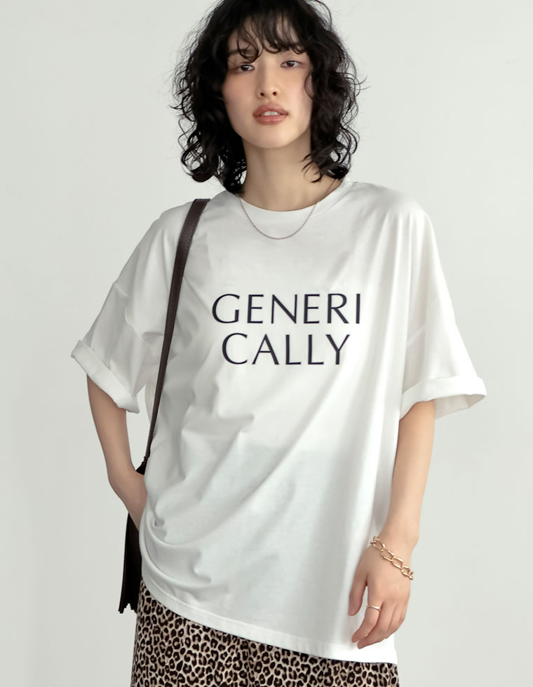オーバーサイズロゴＴシャツ