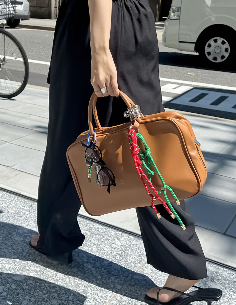 ボストンバッグ