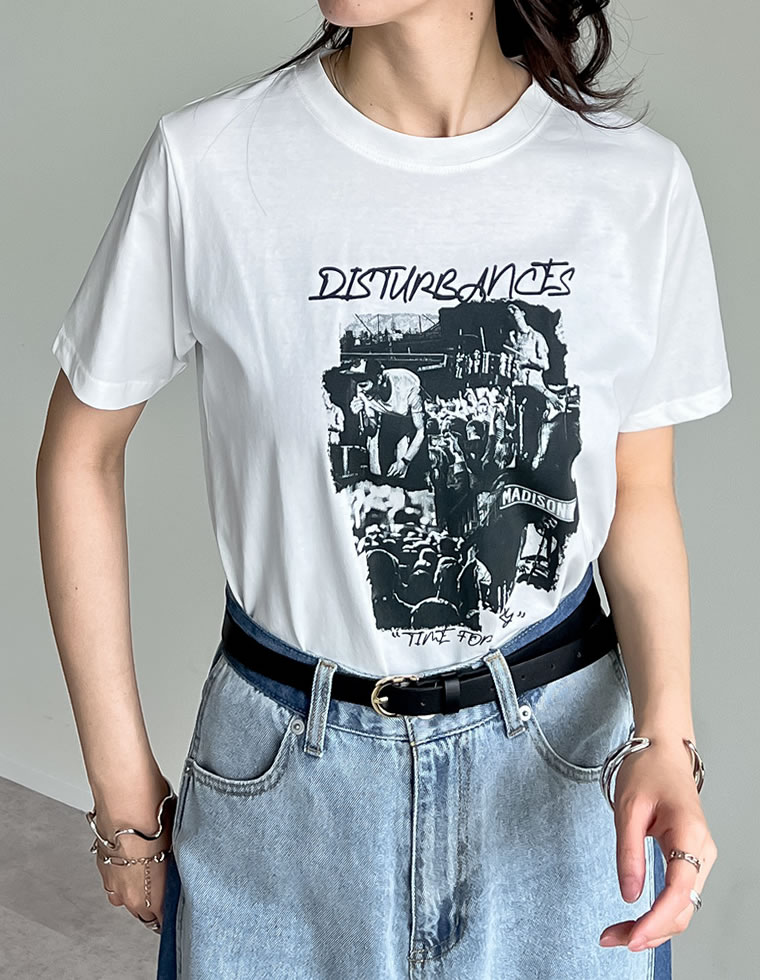 モノトーンロックバンドTシャツ