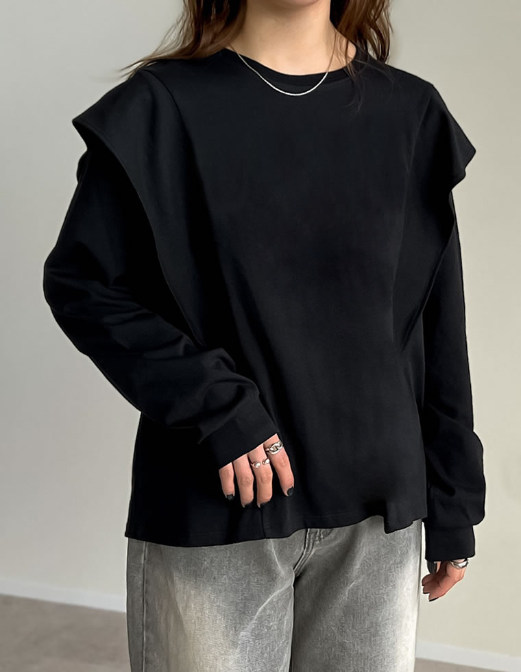 ラッフルショルダーロングスリーブＴシャツ