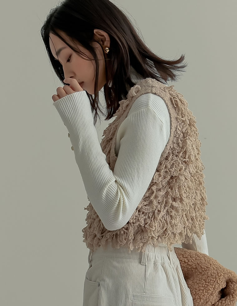 ループフリンジニットベスト