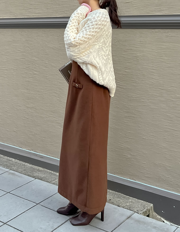 金ボタン起毛ナロースカート