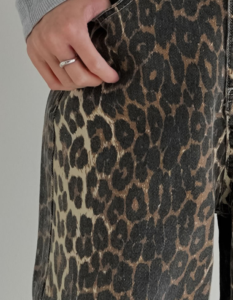 カツラギワイドストレートパンツ
