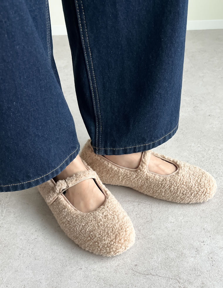 ボアバレエシューズ