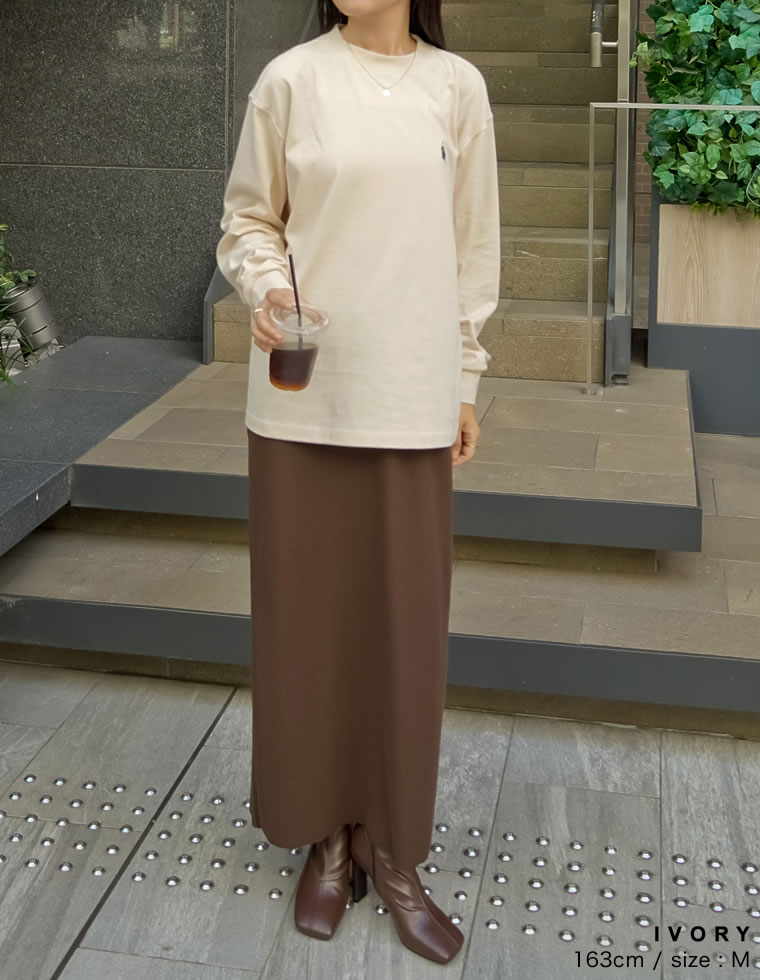 ユニセックスワンポイント刺繍長袖Tシャツ