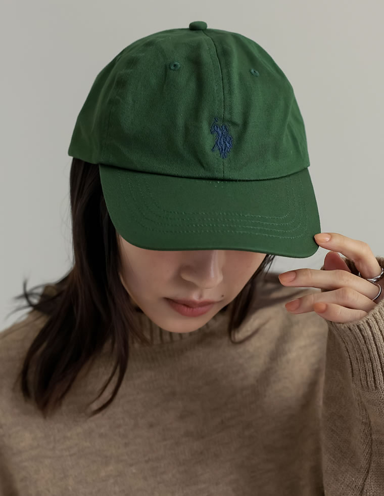 ワンポイント刺繍キャップ