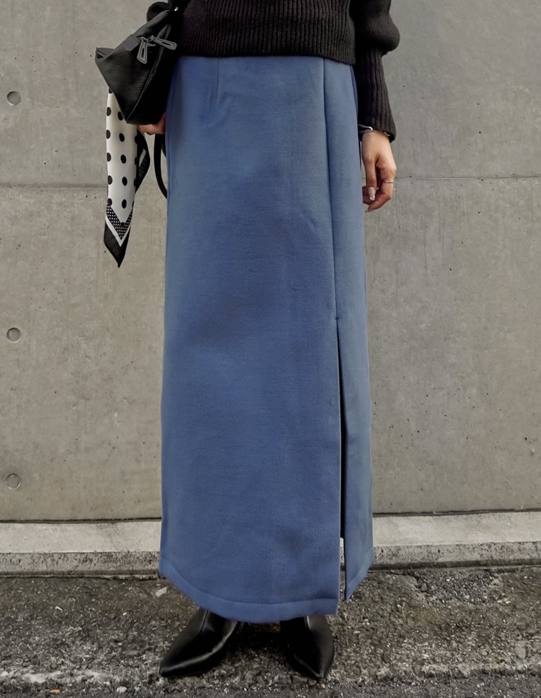起毛フロントスリットタイトスカート