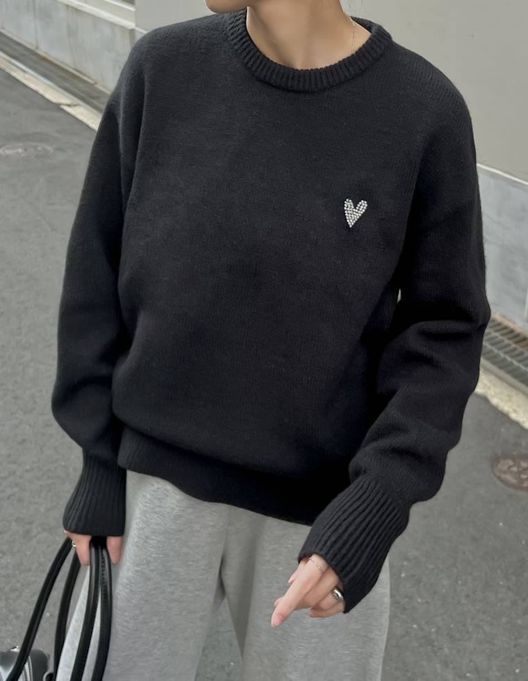 アルパカタッチハートワッペン付ニット