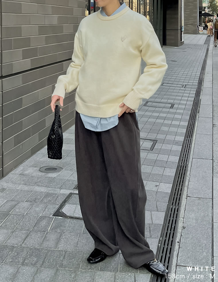 アルパカタッチハートワッペン付ニット