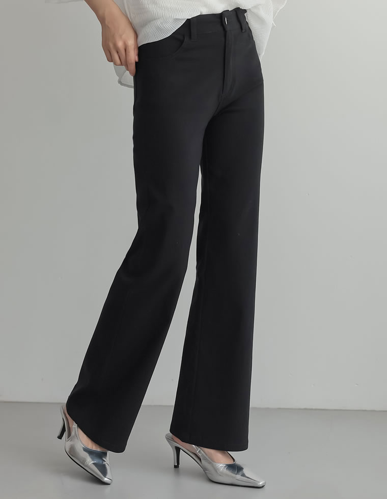 スーパーストレッチキックフレアパンツ