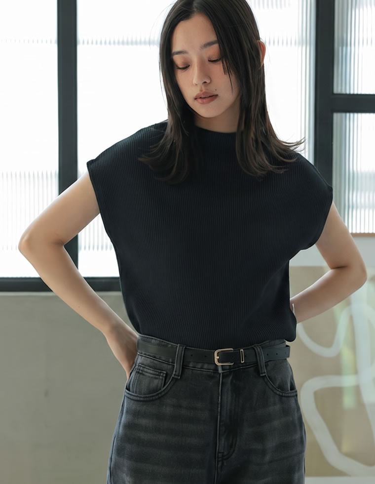 レーヨン混フレンチスリーブニットトップス