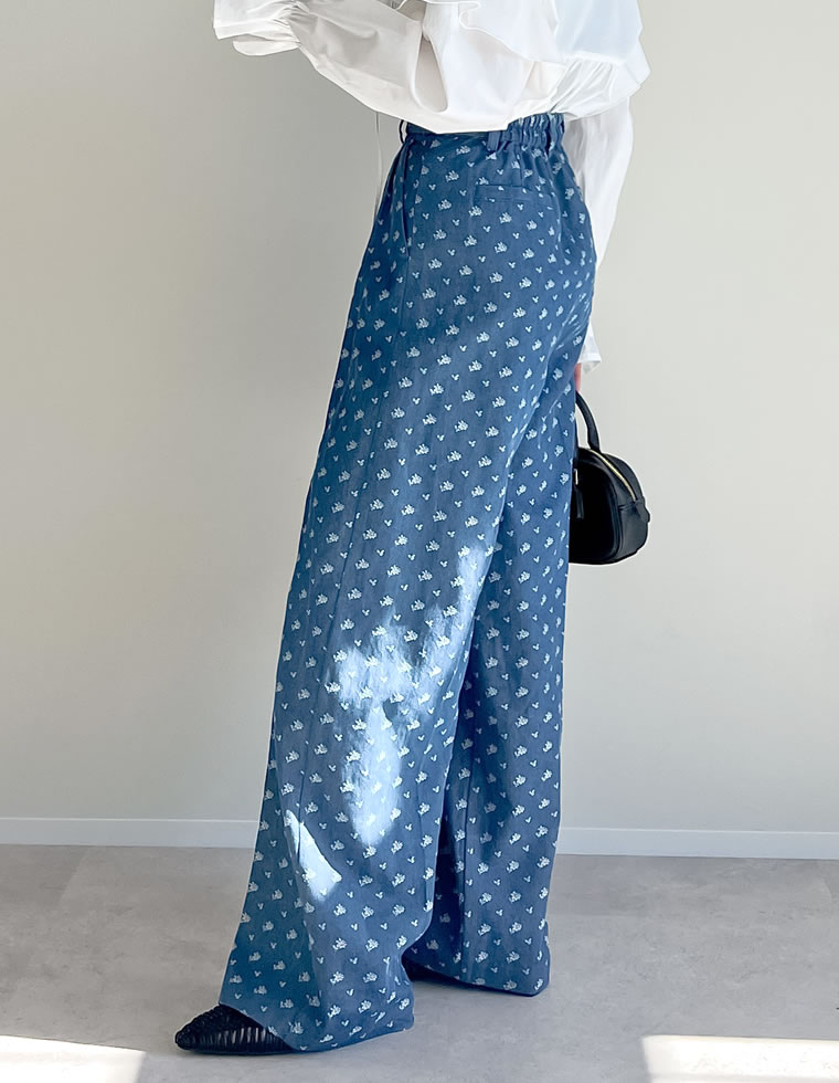 フラワー刺繍デニムワイドパンツ