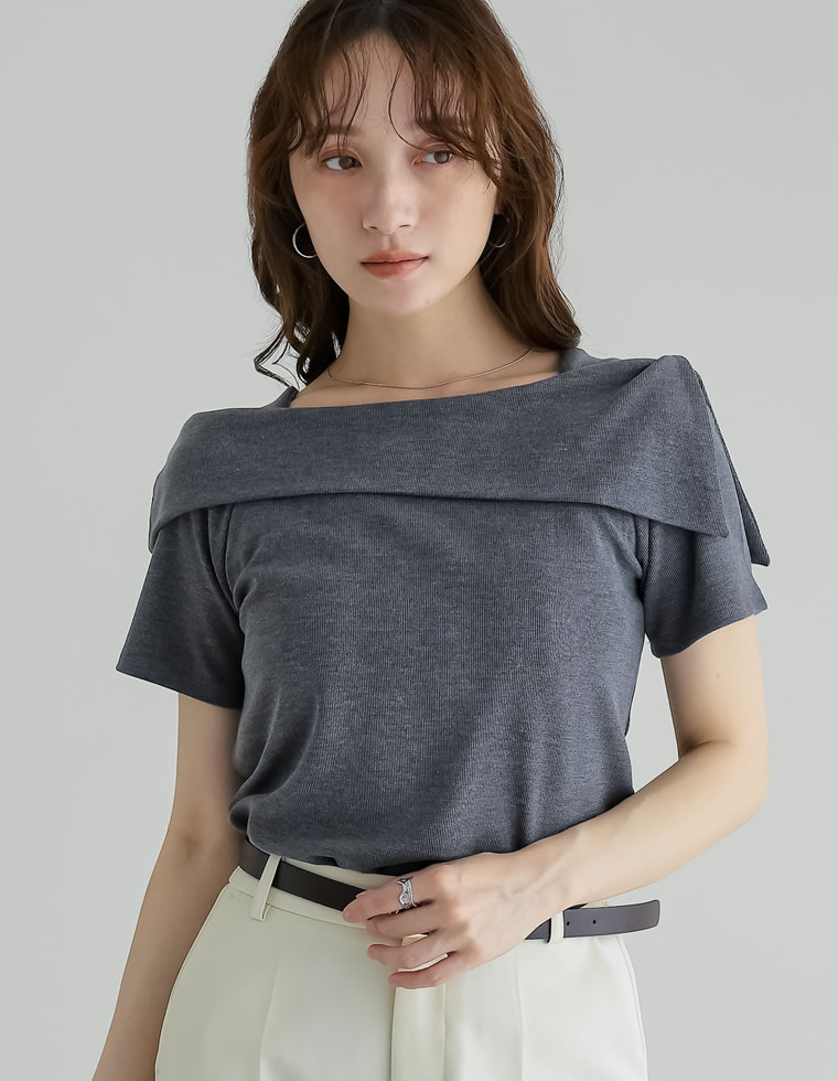 スムースリブアシンメトリーオフショルダー半袖トップス