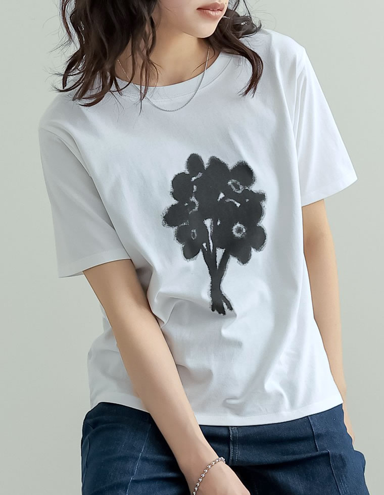 ドローイングフラワーTシャツ
