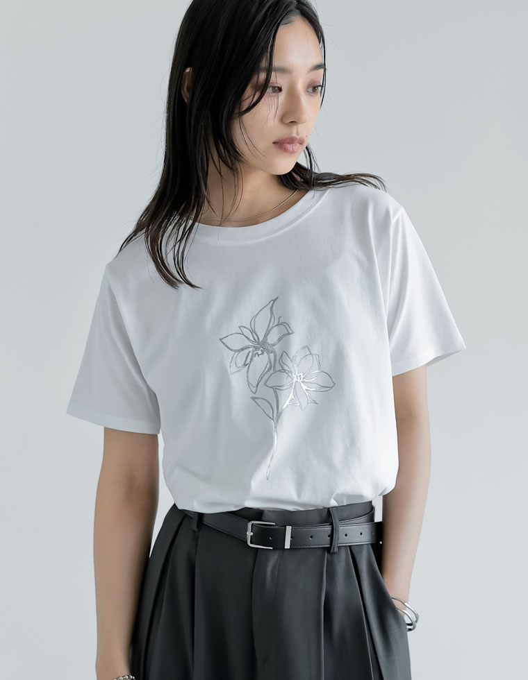 ドローイングフラワーTシャツ