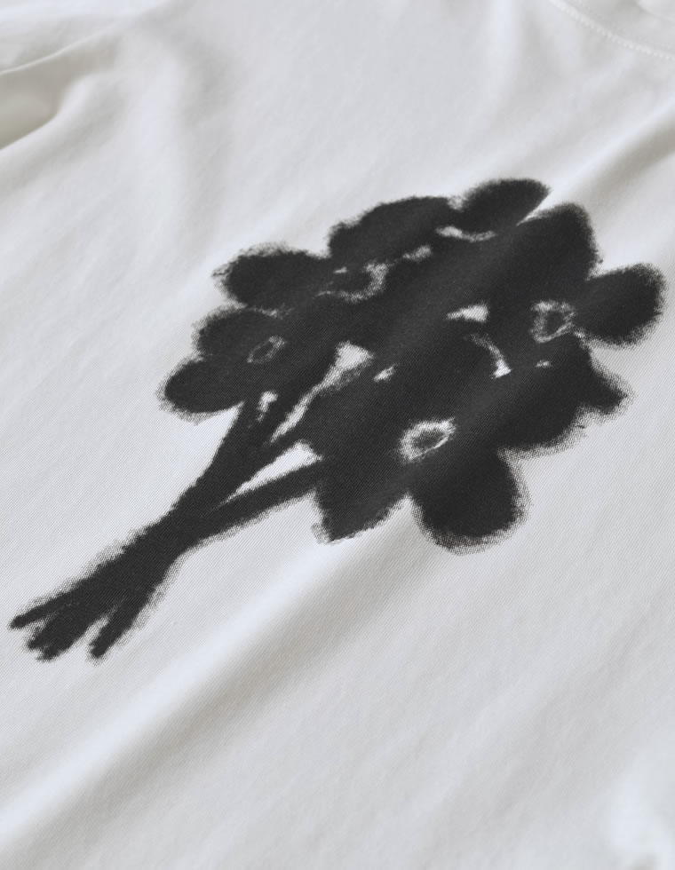 ドローイングフラワーTシャツ