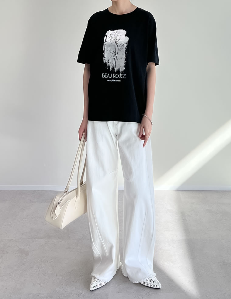 接触冷感・UV天竺箔フラワーTシャツ