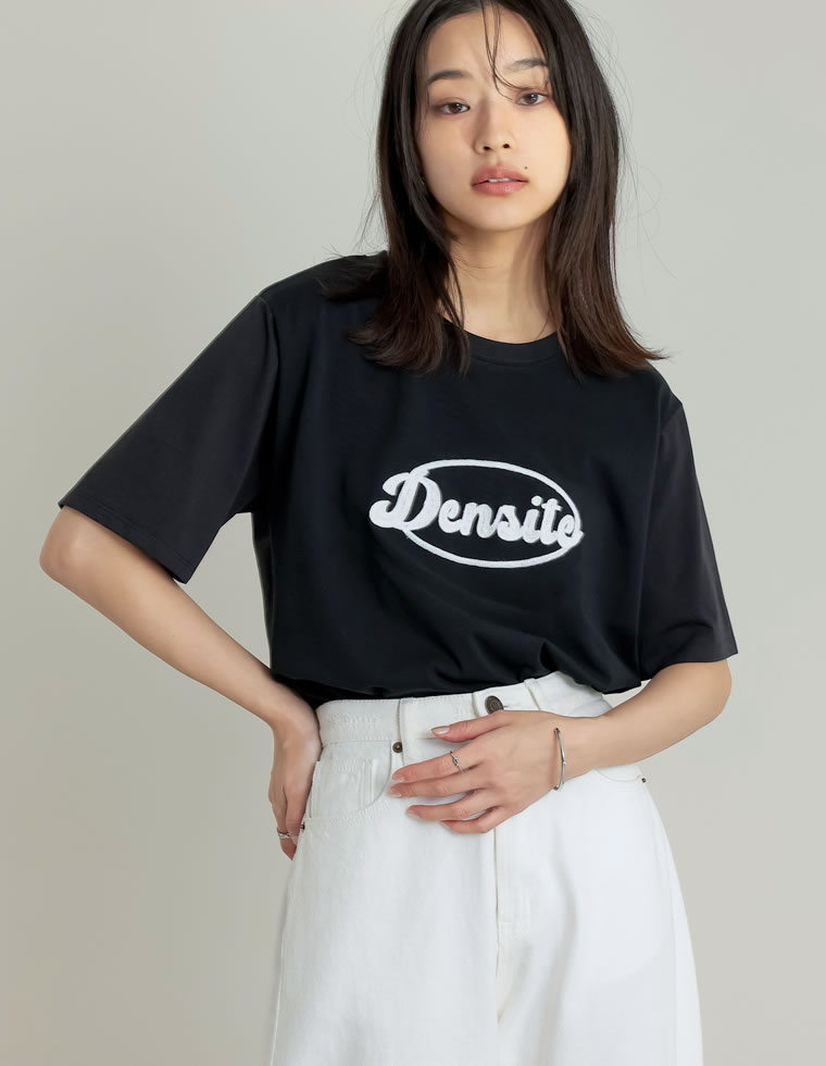チェーン刺繍ロゴTシャツ