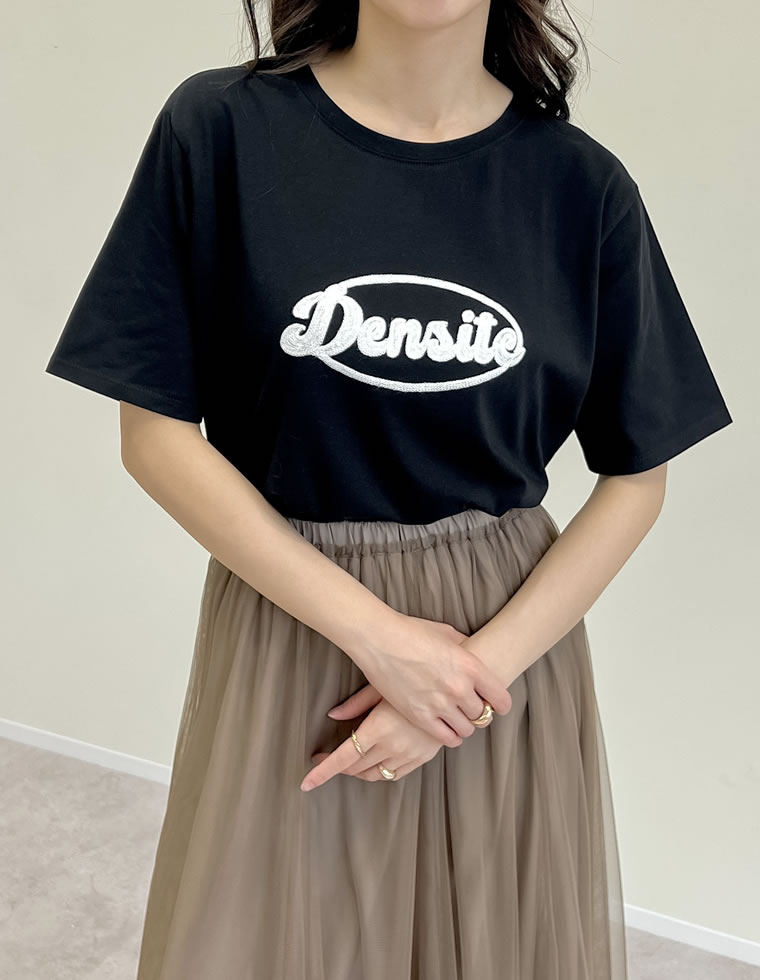 チェーン刺繍ロゴTシャツ