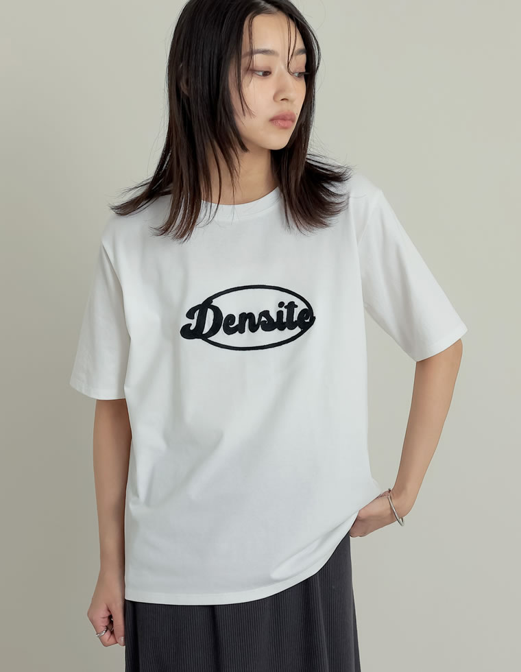 チェーン刺繍ロゴTシャツ