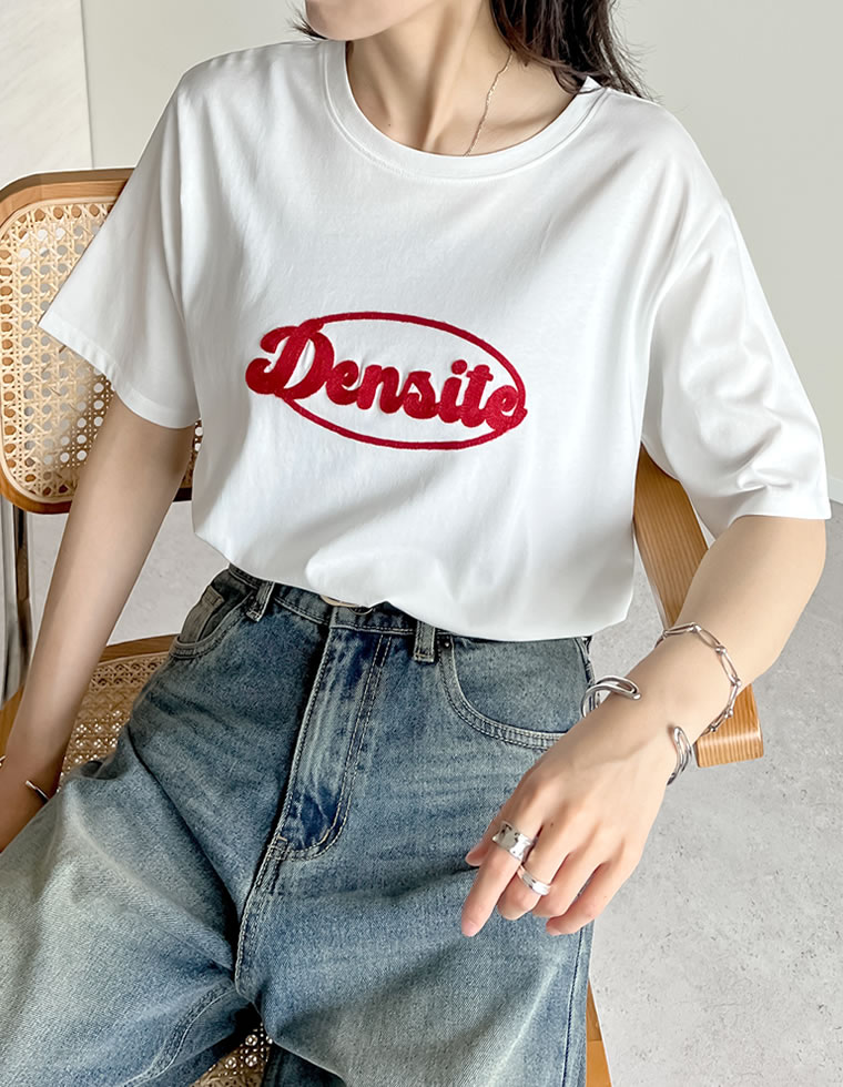 チェーン刺繍ロゴTシャツ