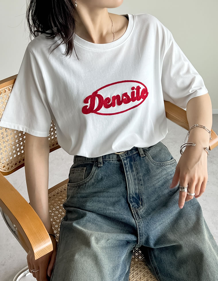 チェーン刺繍ロゴTシャツ