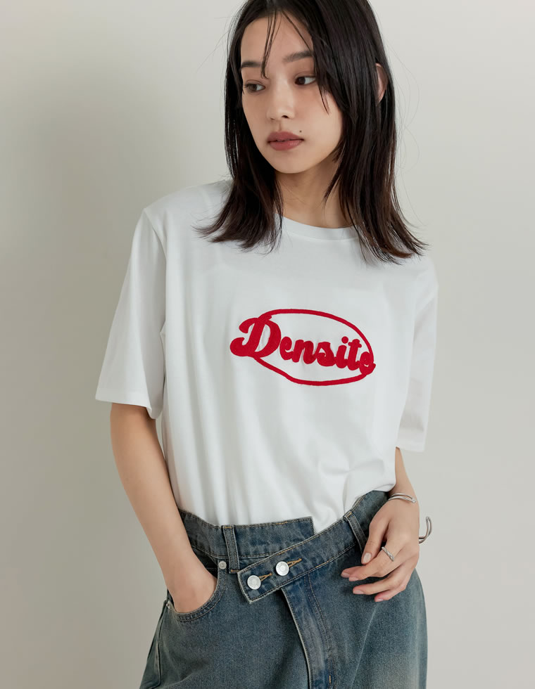 チェーン刺繍ロゴTシャツ