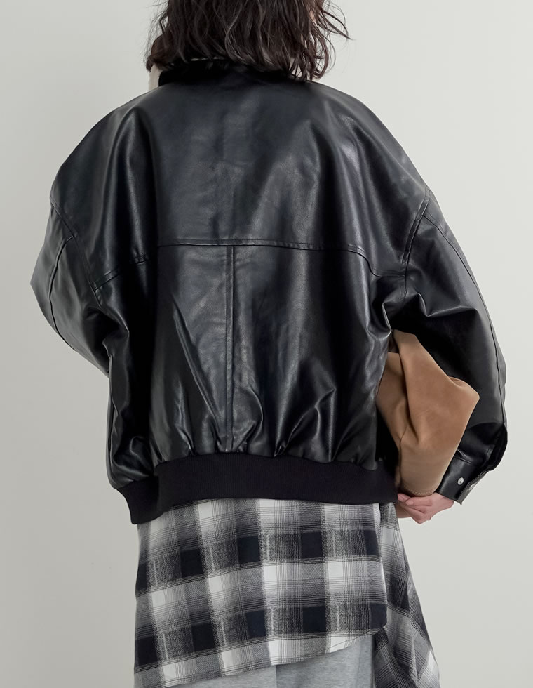 フェイクレザーティペット付きブルゾン