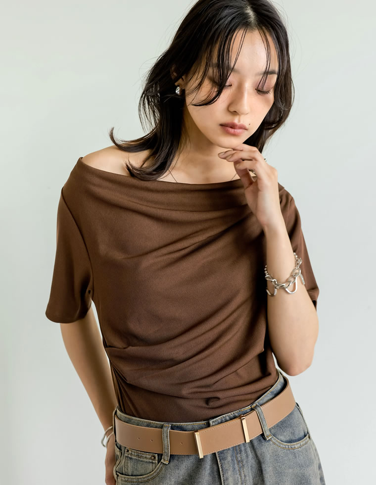リブカットソードレープTシャツ