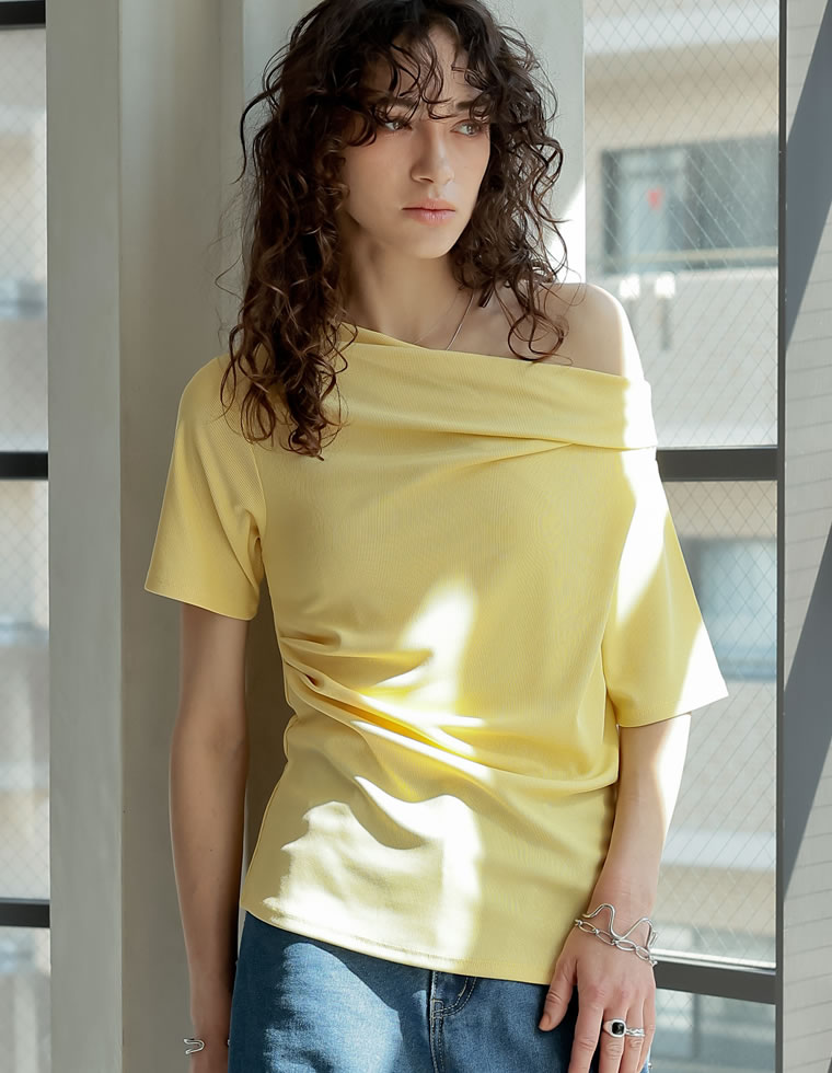 リブカットソードレープTシャツ