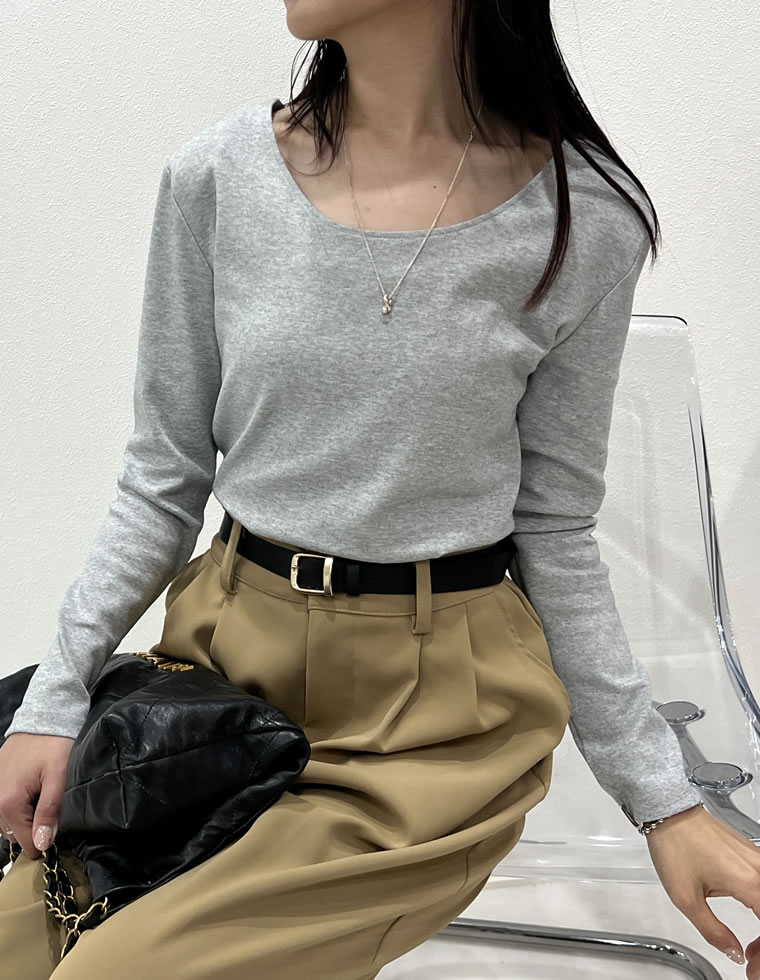 前後2WAYショルダーパッドカットソー
