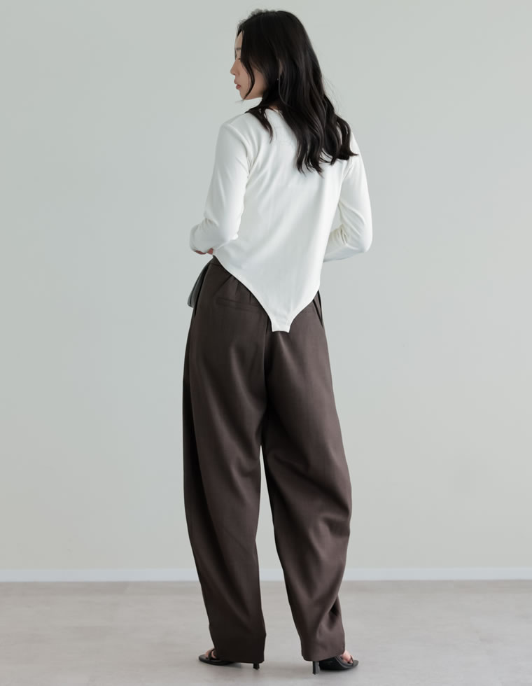 リネンライクタックバレルレッグパンツ