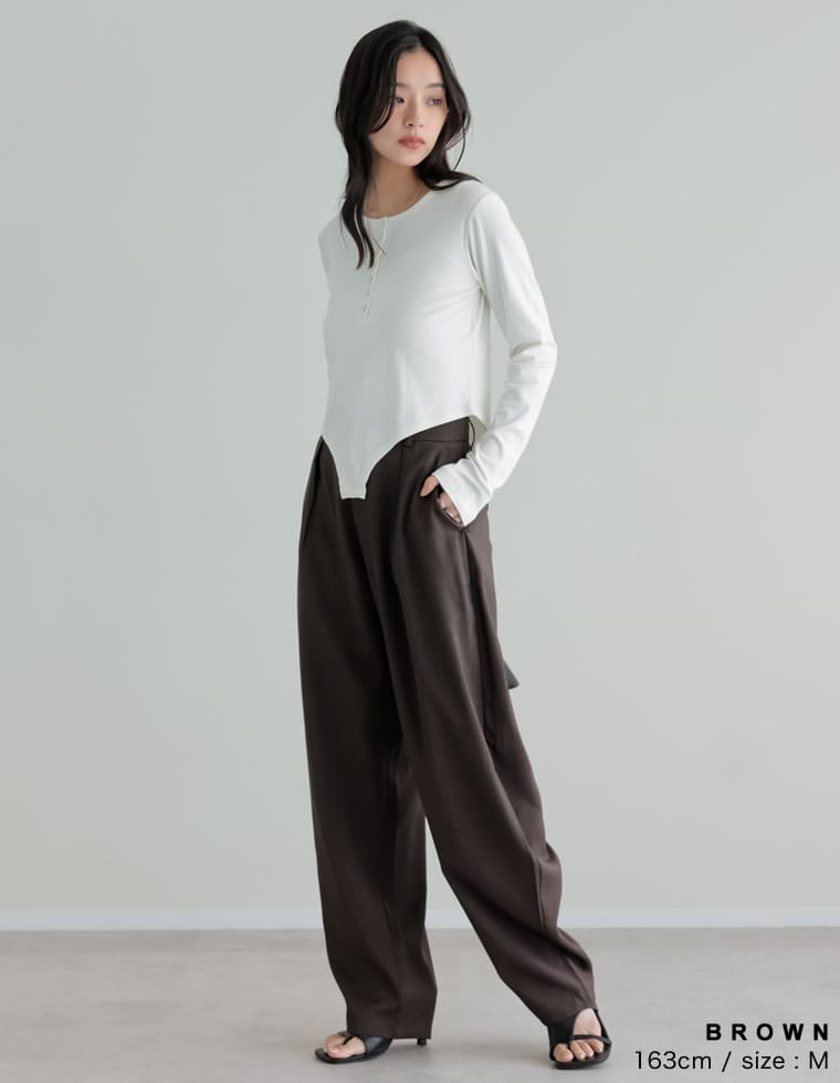 リネンライクタックバレルレッグパンツ