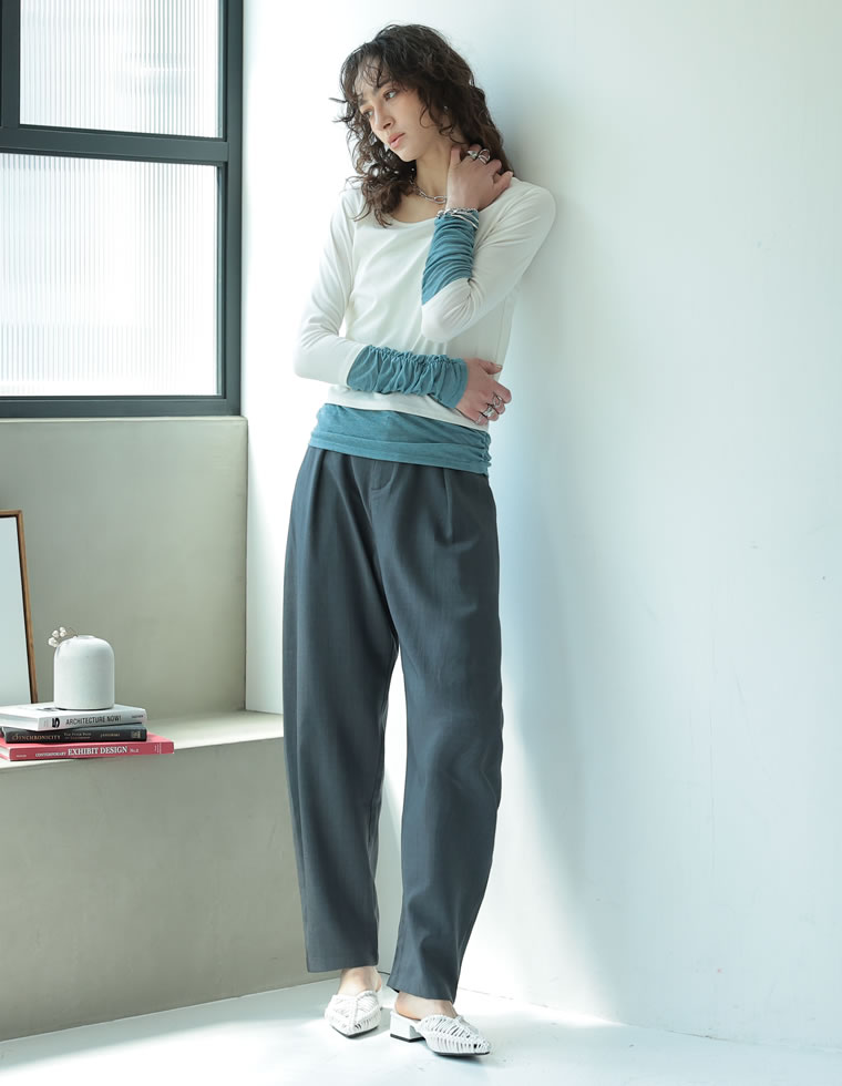 リネンライクタックバレルレッグパンツ