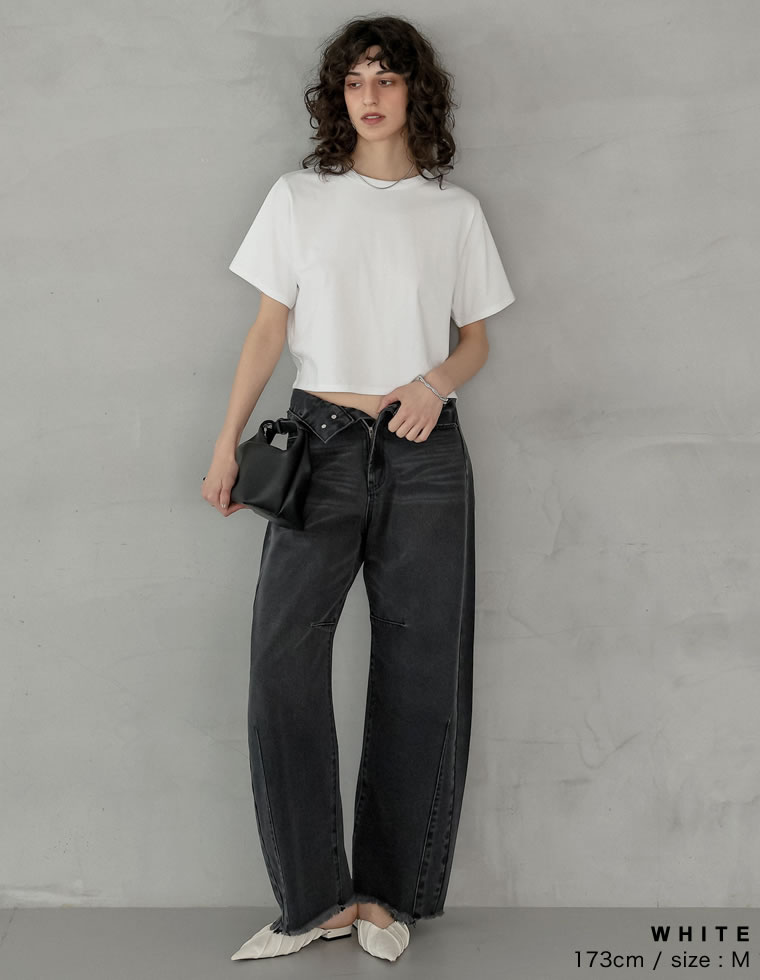 セミクロップド半袖Tシャツ